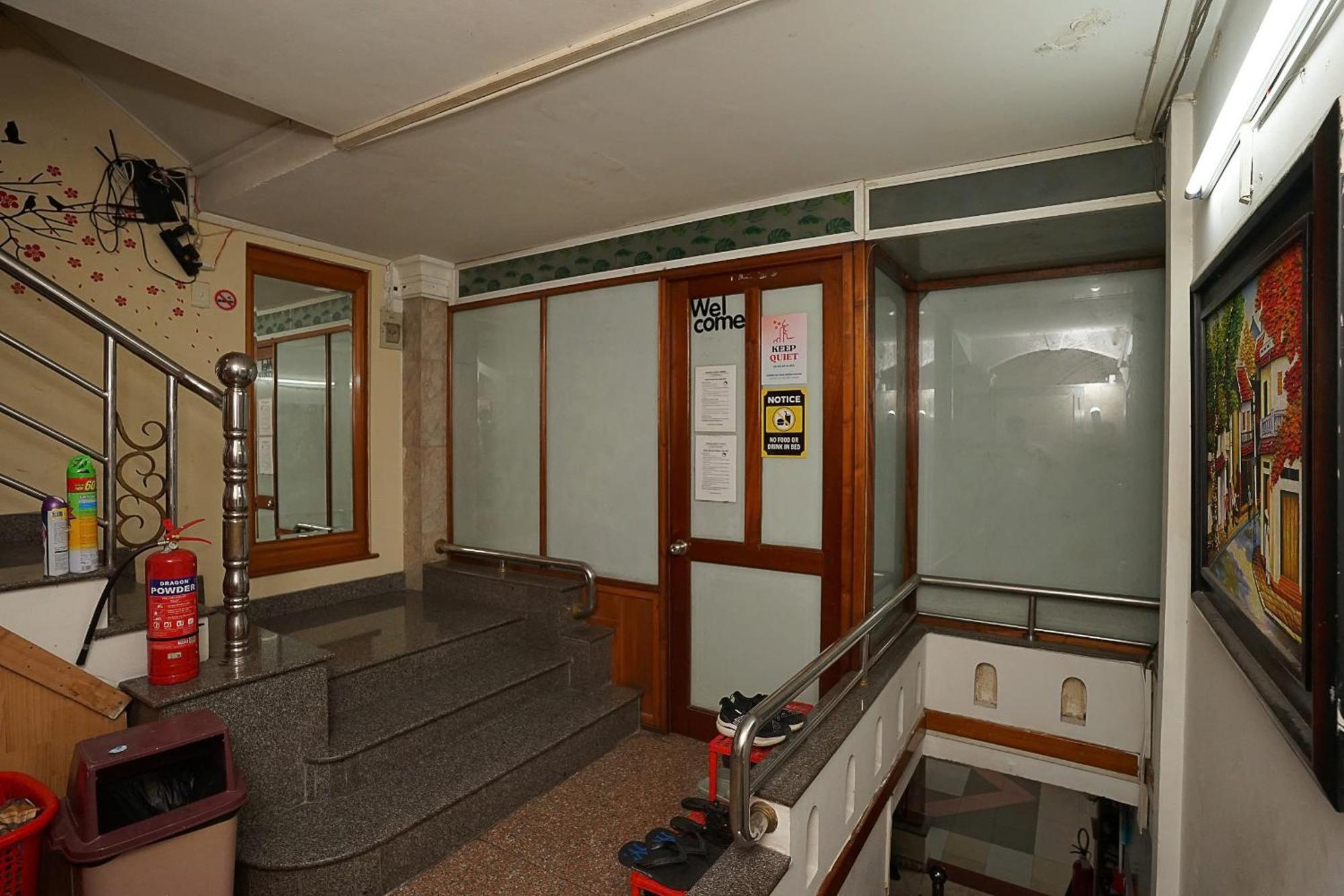 Sakura Hostel Saigon Ho Chi Minh City Exterior photo