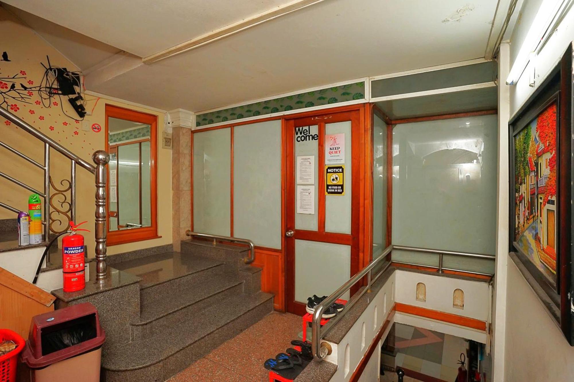 Sakura Hostel Saigon Ho Chi Minh City Exterior photo